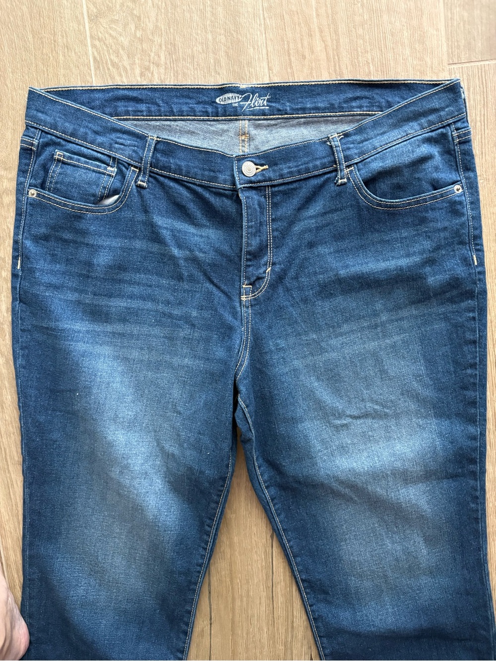 Old Navy size 16 cropped denim jeans - Picture 3 of 6